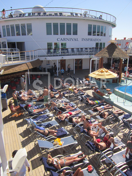 Carnival Cruise pool - Dollar Pic