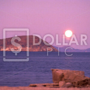 Mexico moonrise - Dollar Pic