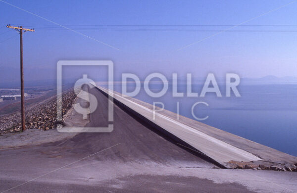 Road to Nowhere - Dollar Pic