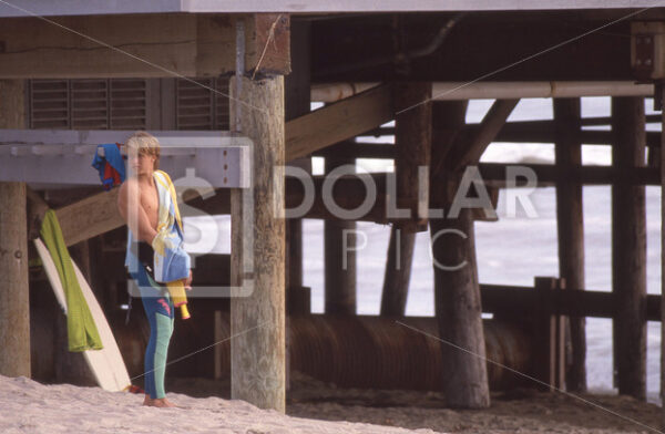 Surfing - Dollar Pic